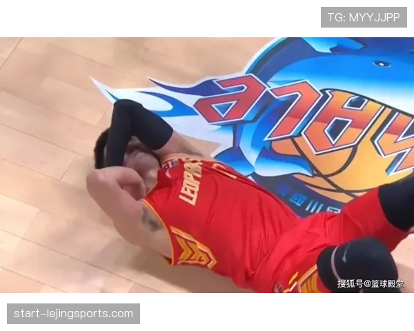 新手必懂:如何准确判定抢篮板犯规的常见错误 新手必懂:如何准确判定抢篮板犯规的常见错误